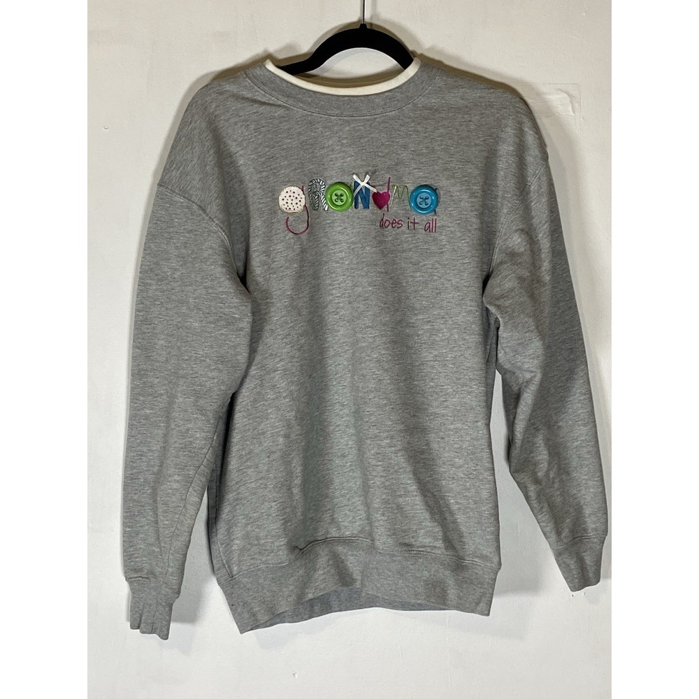 Vintage 90s Grandma Does It All Gray Graphic Sweatshirt Embroidered M